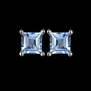0.7 Carat Natural Topaz Sterling Silver Stud Earrings